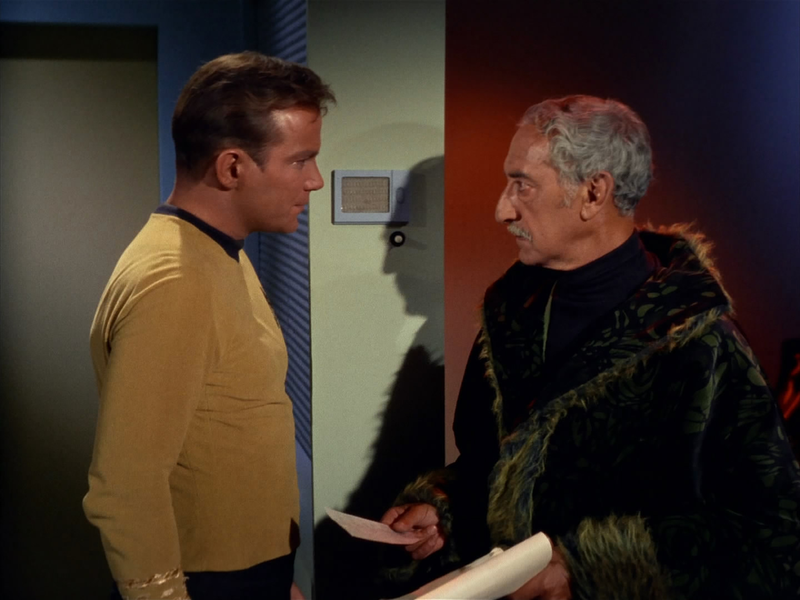 Illustration for article titled 10 Times Captain Kirk Actually Faced a No-Win Scenario